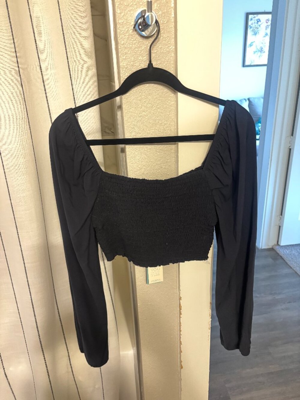 Shore Black Long Sleeve Cropped Top